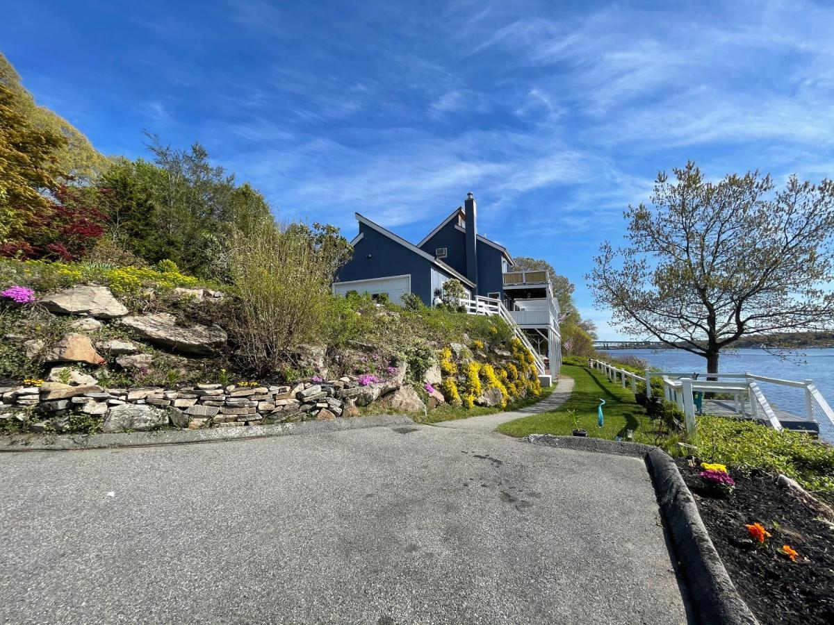 Waterfront Home With A View 格罗顿 外观 照片