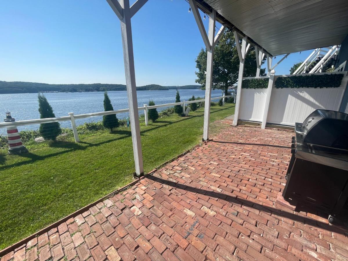 Waterfront Home With A View 格罗顿 外观 照片